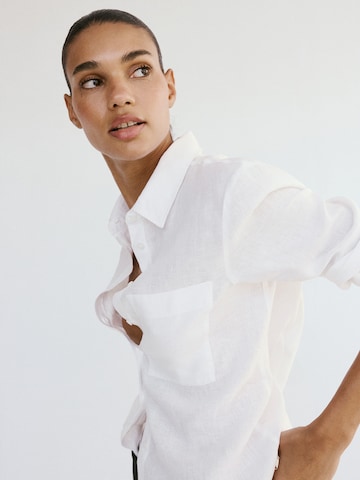 Camicia da donna 'LINO' di MANGO in bianco