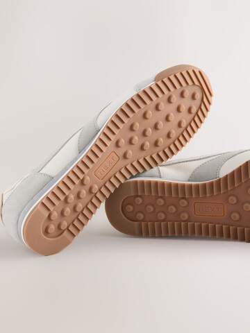 Baskets basses Next en beige