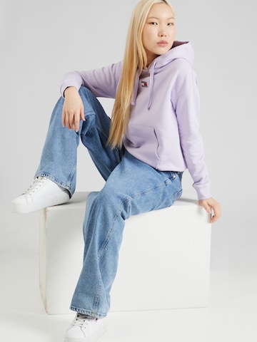 Tommy Jeans Sweatshirt in Purple
