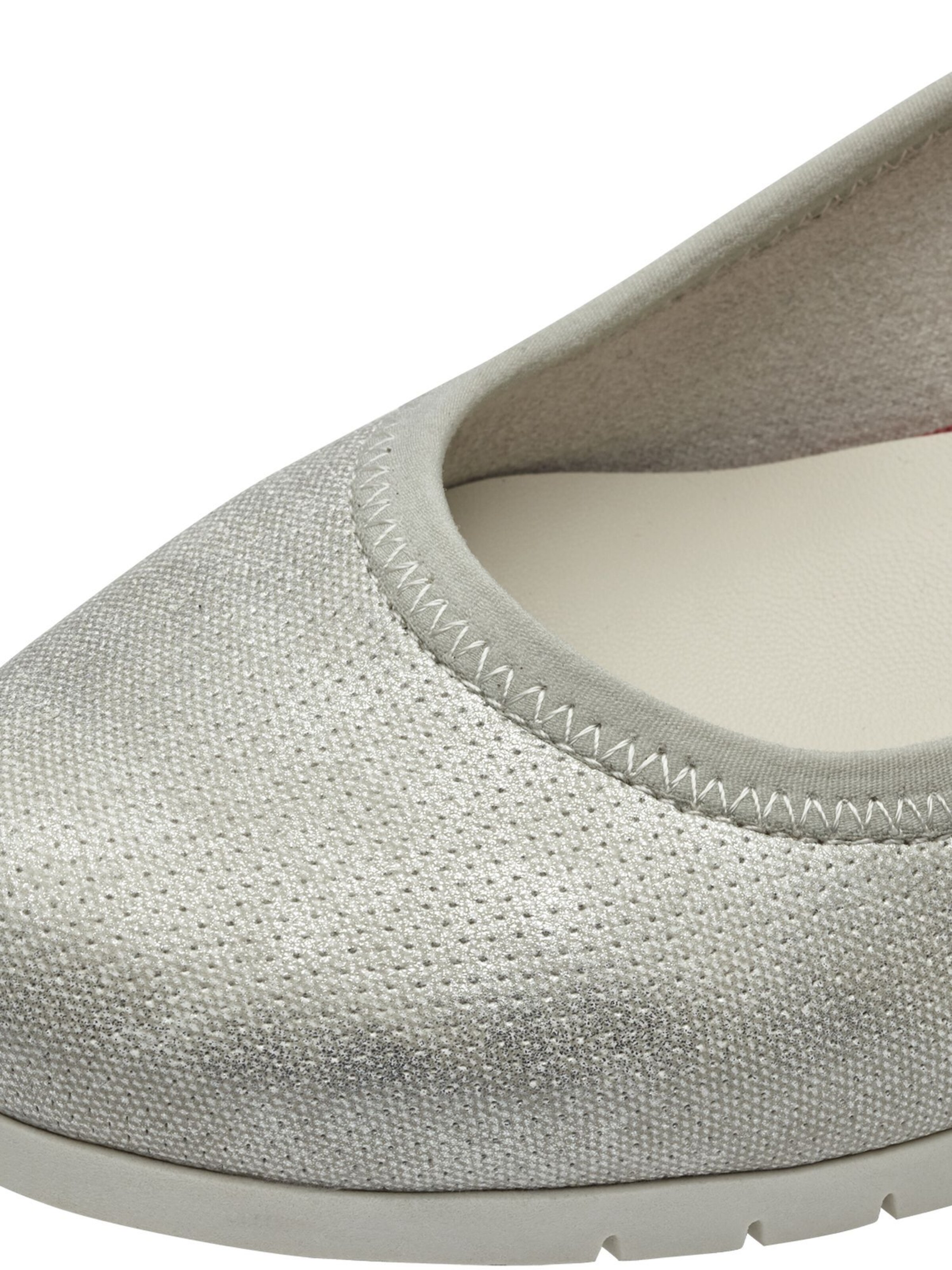 Escarpins s.Oliver en beige