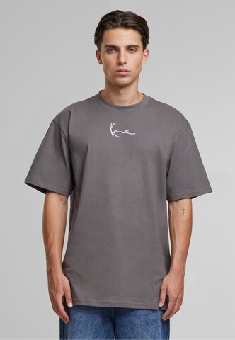 Karl Kani - Camisa 'KM241-076-7' em cinzento: frente