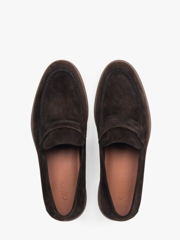 Estro Mocassins in Bruin