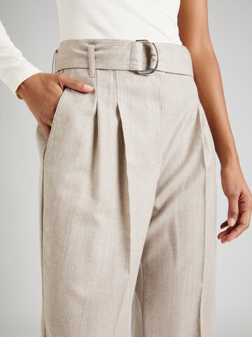 Coupe slim Pantalon à plis 'Tapiah' BOSS Black en beige