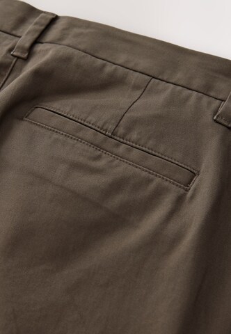 Next Regular Hose in Braun