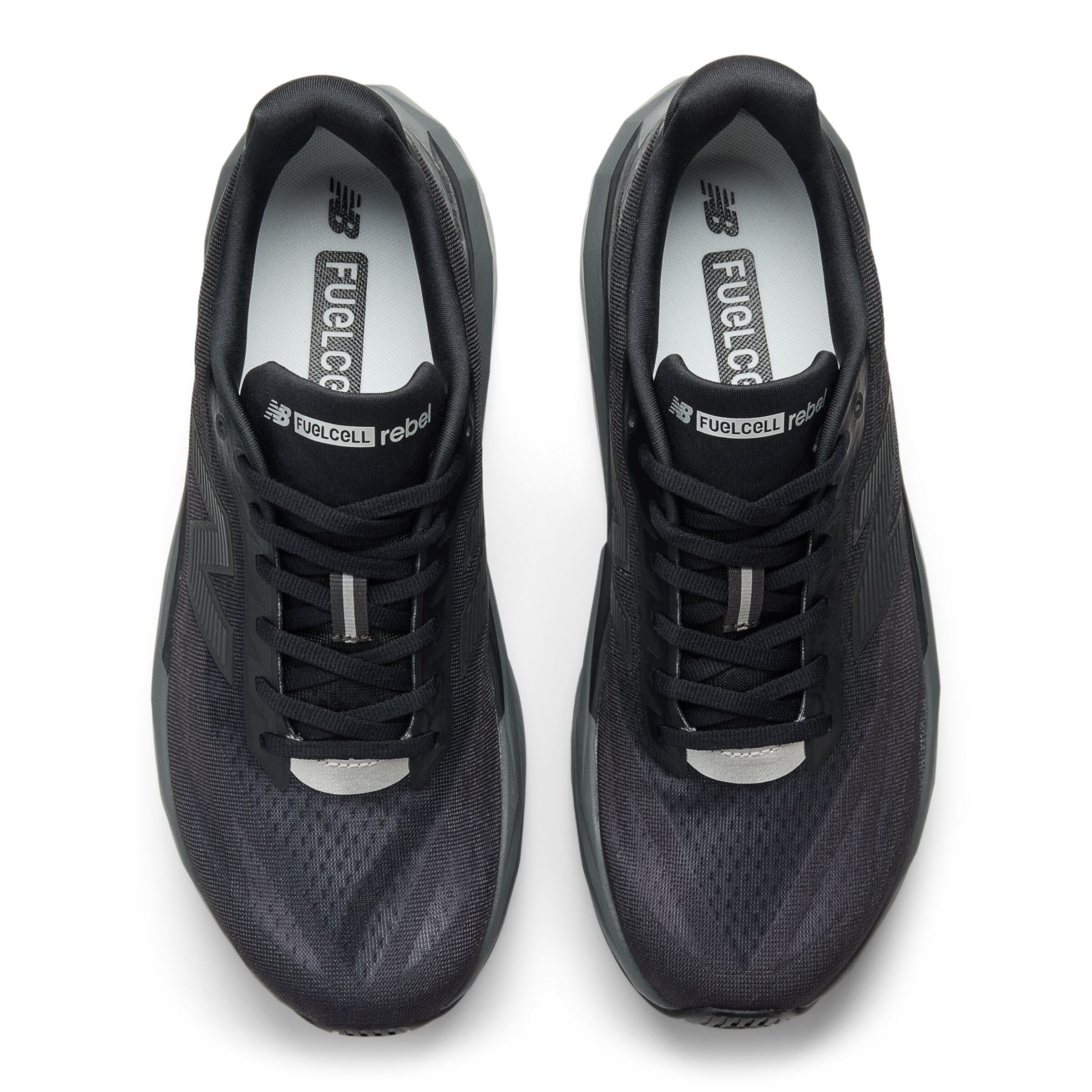 new balance Laufschuh 'Rebel v5' in Schwarz