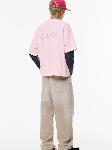 T-Shirt 'STWD OFF THE RADAR' Pull&Bear en rose