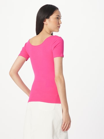 PIECES - Camiseta 'KITTE' en rosa