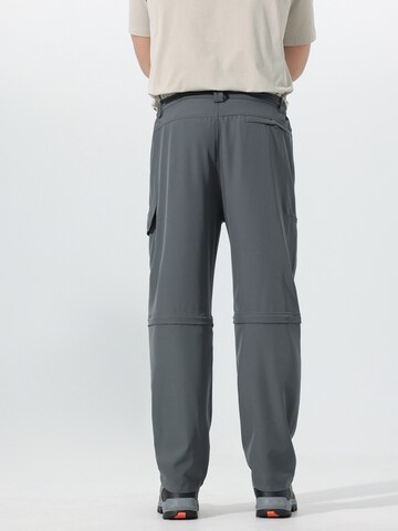 YOUTHUP Regular Cargo Pants in Grey