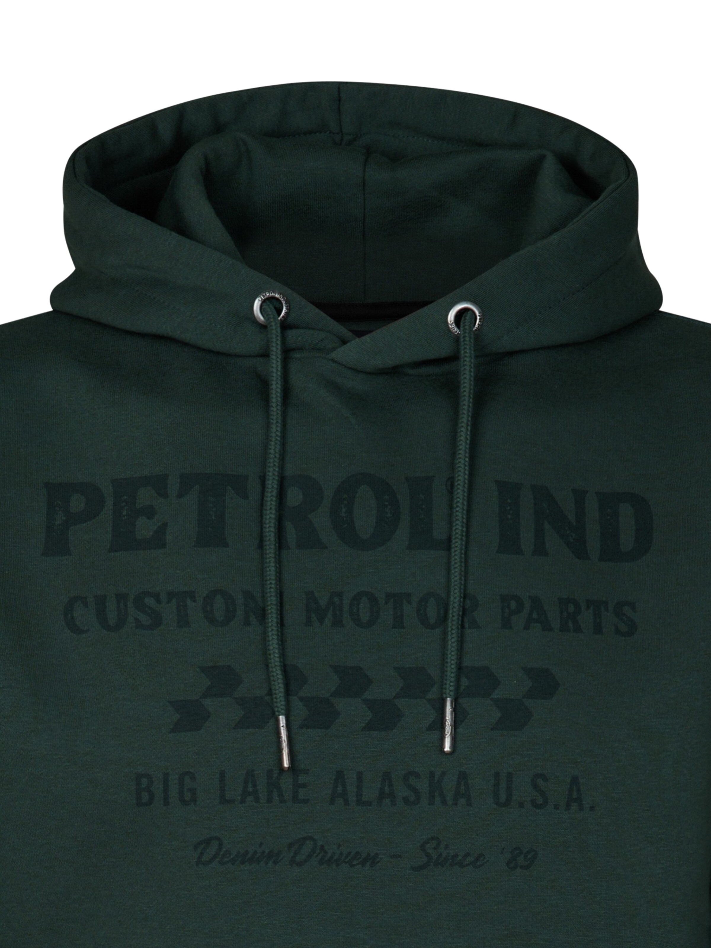 Petrol Industries Sweatshirt 'Kowak' in Green