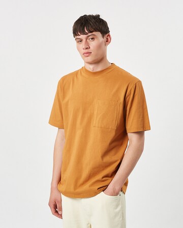 minimum Koszulka 'Coon' w kolorze brązowy: przód