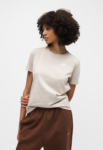 T-shirt 'CLUB ESSENTIAl' Nike Sportswear en beige