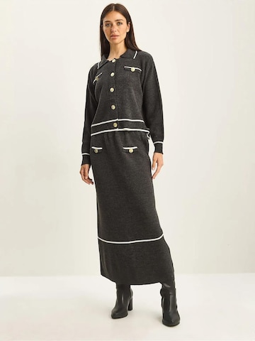 Bianco Lucci Workwear in Grey: front