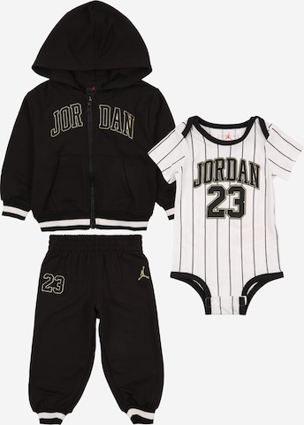 Jordan - Conjunto en negro: frente