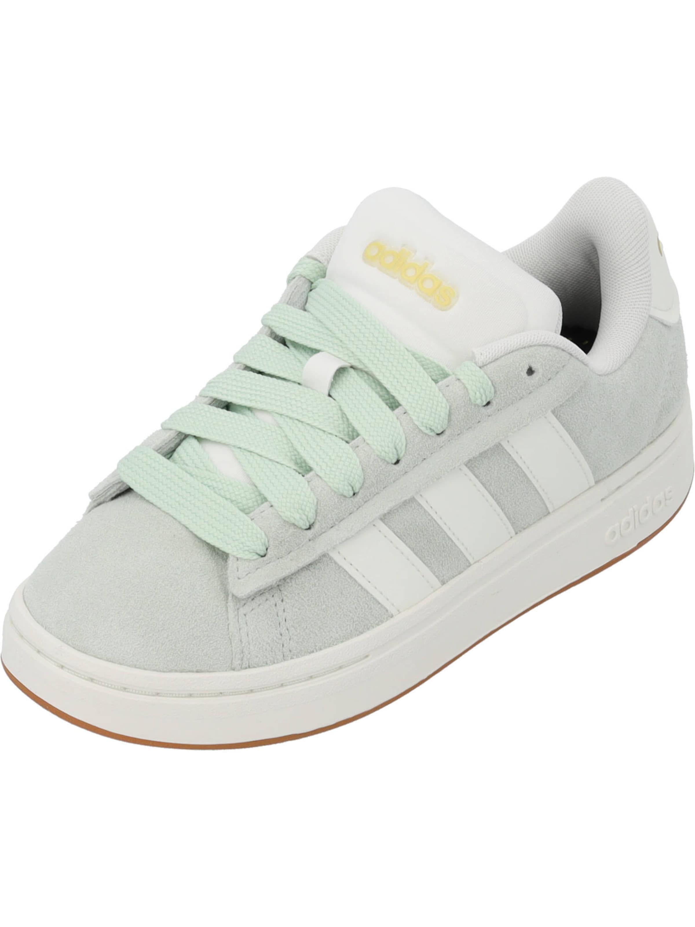 Baskets basses 'Grand Court Alpha 00s W' ADIDAS SPORTSWEAR en vert : devant