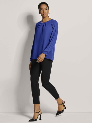 MADELEINE Bluse in Blau