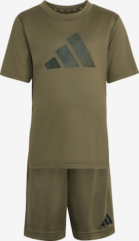 ADIDAS SPORTSWEAR Trainingsanzug 'Seasonals' in Grün: Vorderseite