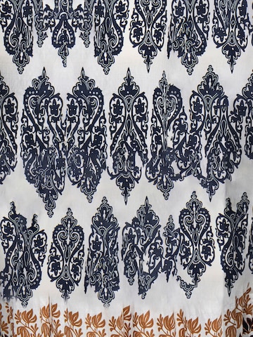 Camicia da donna 'CARHAVANA' di ONLY Carmakoma in bianco