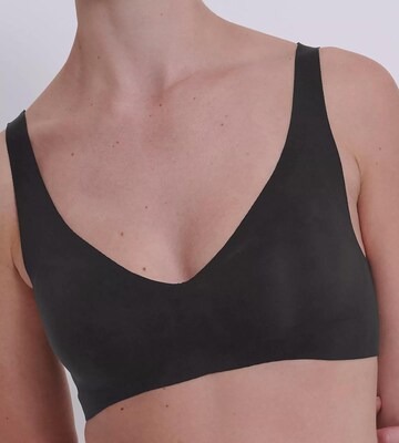 SLOGGI T-shirt Bra 'ZERO Feel 2.0' in Black