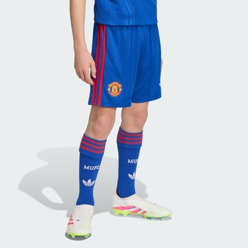 ADIDAS PERFORMANCEregular Sportske hlače 'Manchester United 26/27' - plava boja: prednji dio