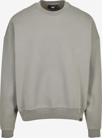 Sweat-shirt DEF en gris : devant