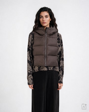 Milano Italy Vest in Brown: front