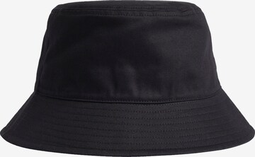 Calvin Klein Hat in Black
