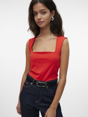 VERO MODA Top 'MILLION' in Red: front