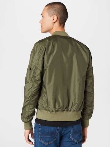 ALPHA INDUSTRIES Övergångsjacka i grön