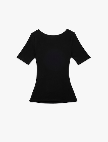 Koton T-Shirt in Schwarz