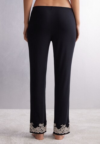 INTIMISSIMI Pyjamahose in Schwarz