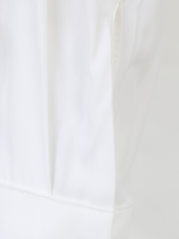 Chemisier 'VMNORA' Vero Moda Tall en blanc