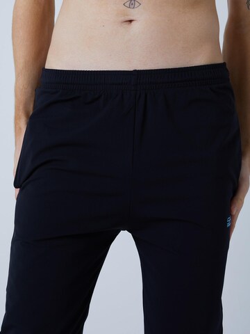 Coupe slim Pantalon de sport 'Slim Training Pants' SPORTKIND en noir