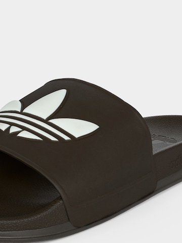 ADIDAS ORIGINALS Пантолеты 'ADILETTE' в Коричневый