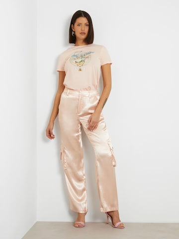 GUESS Loose fit Cargo Pants in Pink