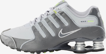 Nike Sportswear Низкие кроссовки 'Shox NZ' в Серый: спереди