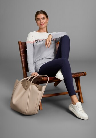 LAURA SCOTT Pullover in Grau