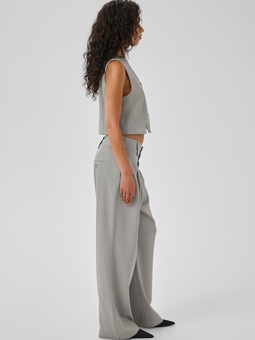 My Essential Wardrobe Wide Leg Suorat housut 'Disa' värissä harmaa