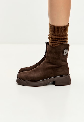 CESARE GASPARI Bootie in Brown