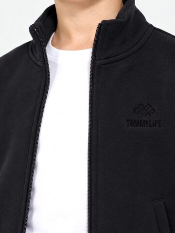 Tommy Life Tracksuit 'TOMMY Kinder Active Set' in Black