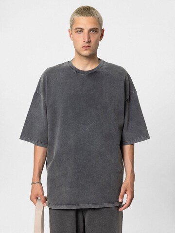 VAMOS CLO Shirt in Black: front