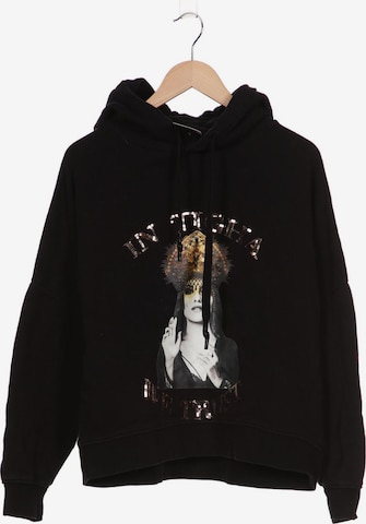 tigha Sweatshirt & Zip-Up Hoodie in S in Black: front