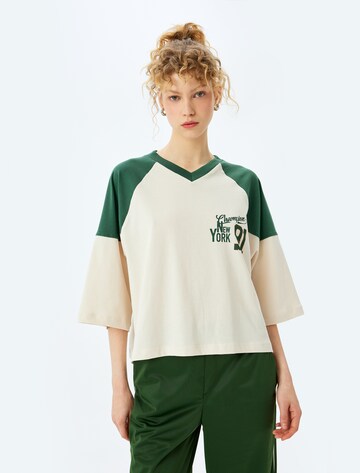 Koton T-Shirt in Beige: Vorderseite