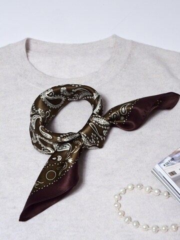 MayTree Scarf in Brown