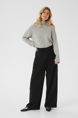 Cream Wide leg Trousers in Black