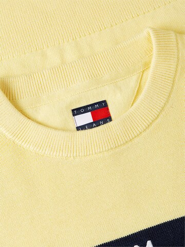 Pull-over Tommy Jeans en jaune