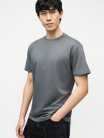 HOLLISTER Póló - szürke