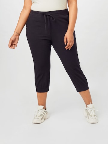 KAFFE CURVE Tapered Trousers 'Nana' in Black: front