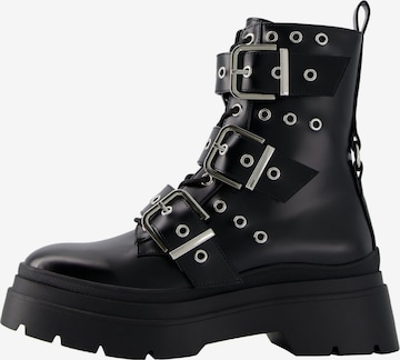 Bershka Lace-up bootie in Black