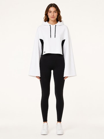 SCR. Sweatshirt 'NISHA' in Wit