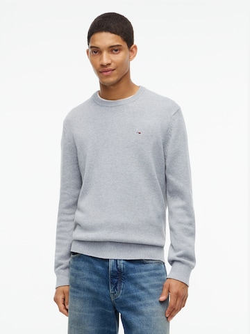Pull-over 'ESS' Tommy Jeans en gris : devant